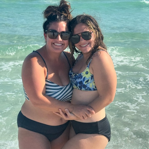 Meet your Posher, Presley - Picture 2 of 2